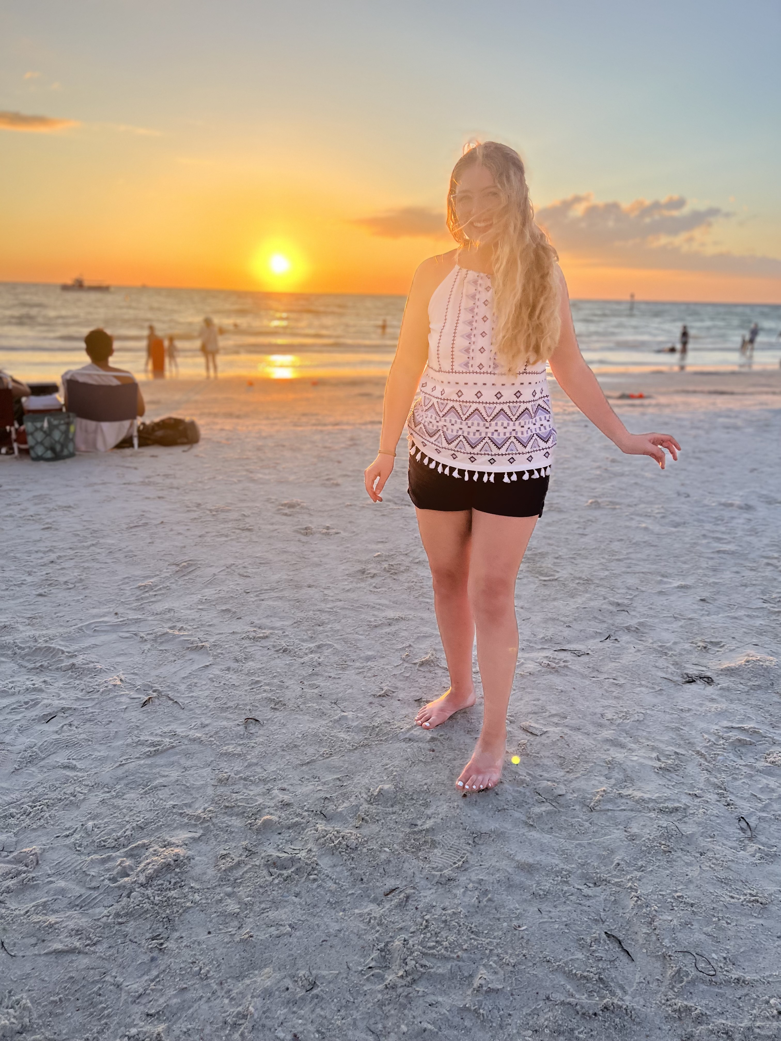 The artist Charlotte-Louise at the Virginia coast